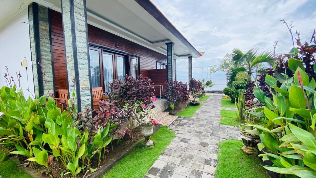 Juan Beach Bungalow Batununggul Exteriör bild